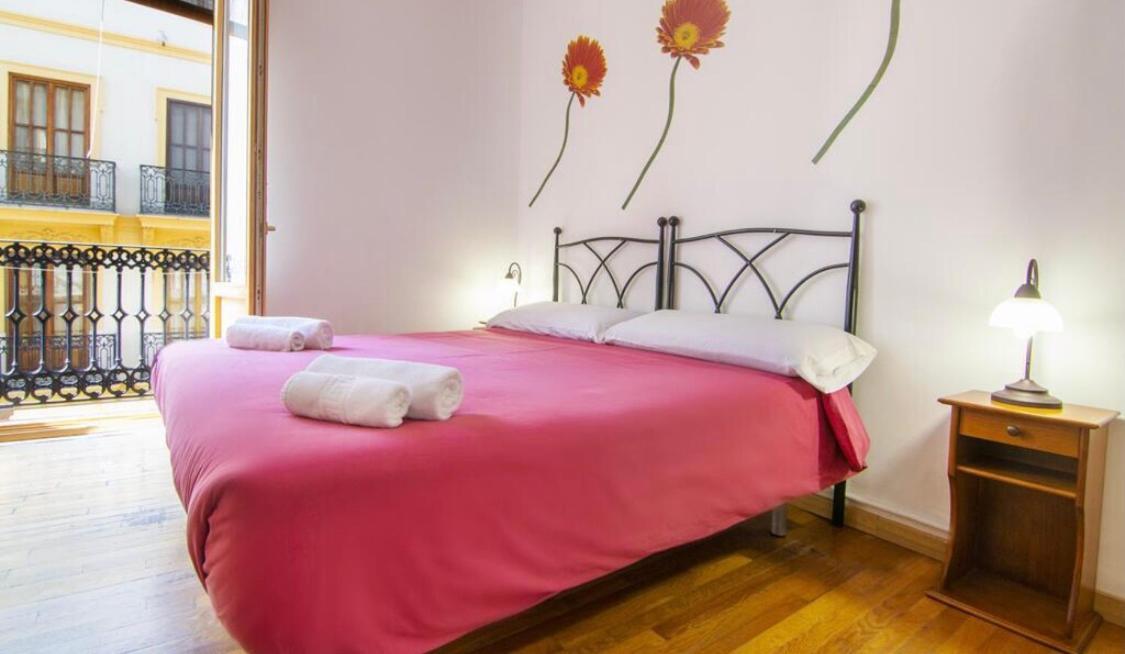 Kasa Katia Guest House Valencia Exterior photo